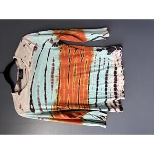 Tryst Medium Tie-Dye Long Sleeve Shirt